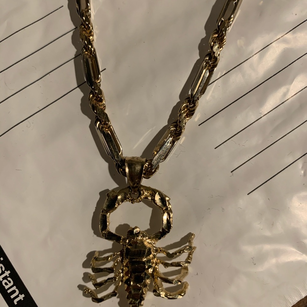 Men’s chain 14k gold 24’ length with Scorpio charm